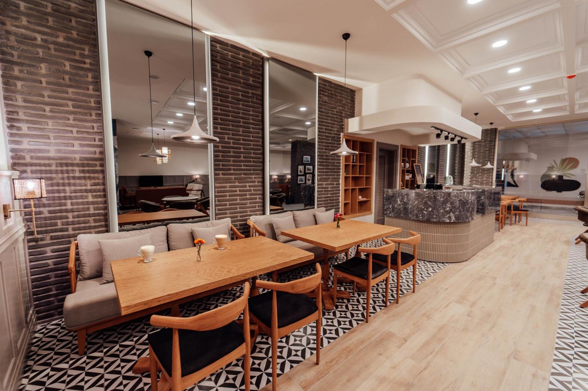 Fortunella Suites Finike Luaran gambar